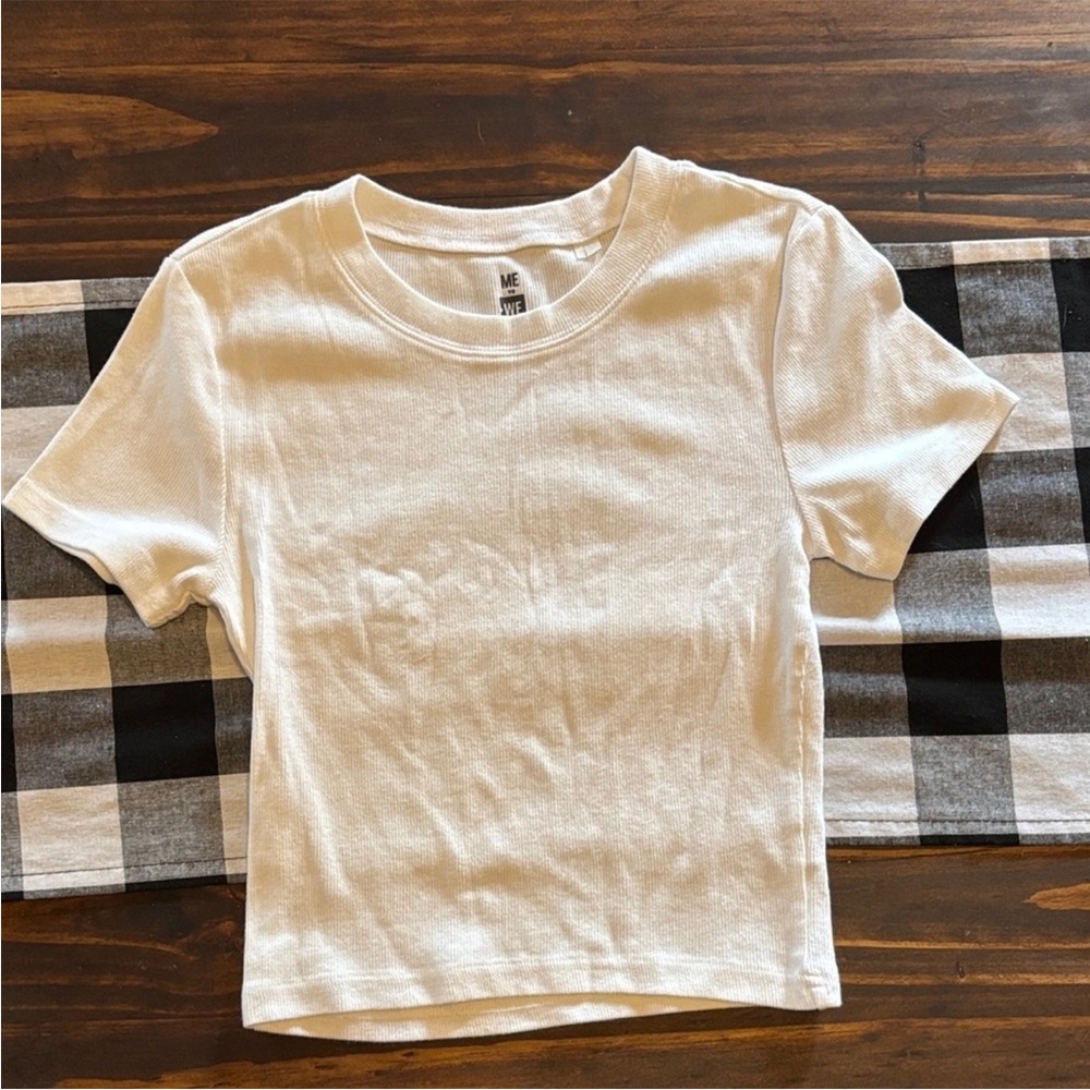 Me to We Essentials Cream ribbed Short Sleeve baby tee small